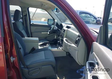 2008 Jeep Liberty Limited Edition из США, поврежденный, VIN 1J8GN58K88W123372